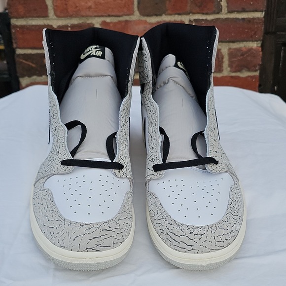 Nike Air Jordan 1 Retro High OG White Cement Elephant Print DZ5485-052